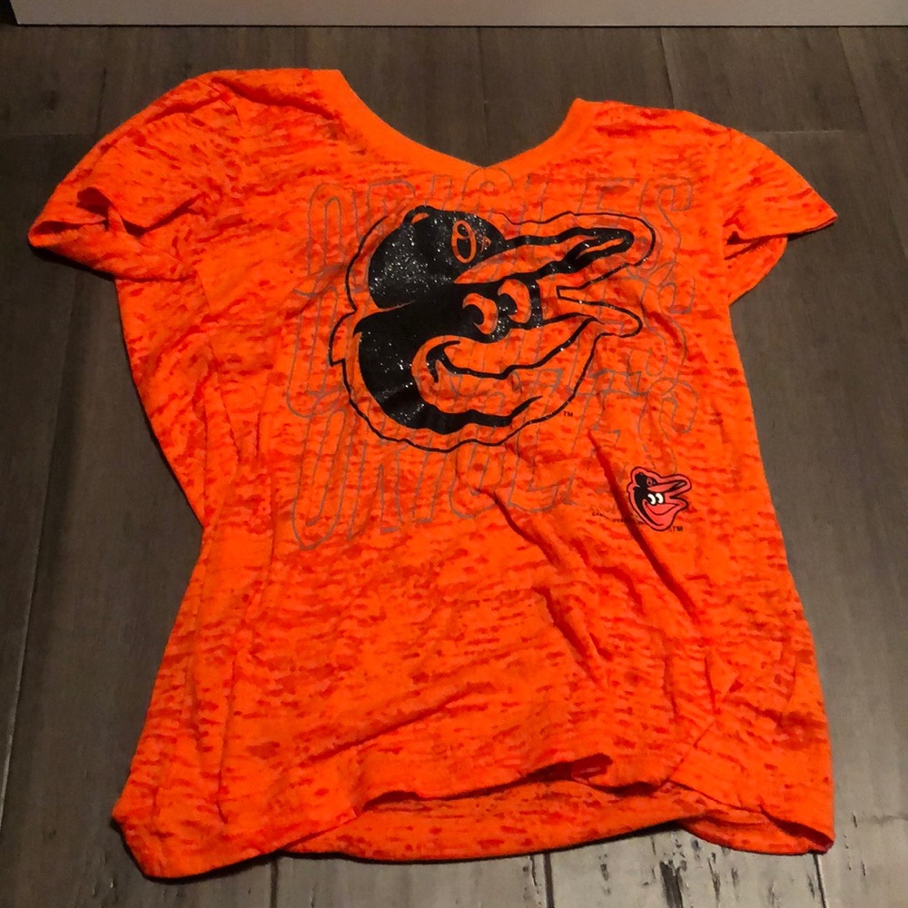 Girls shirt.